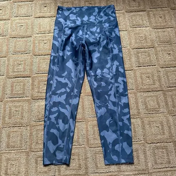 Bally - Women’s Leggings - Camo Print - Picture 3 of 8